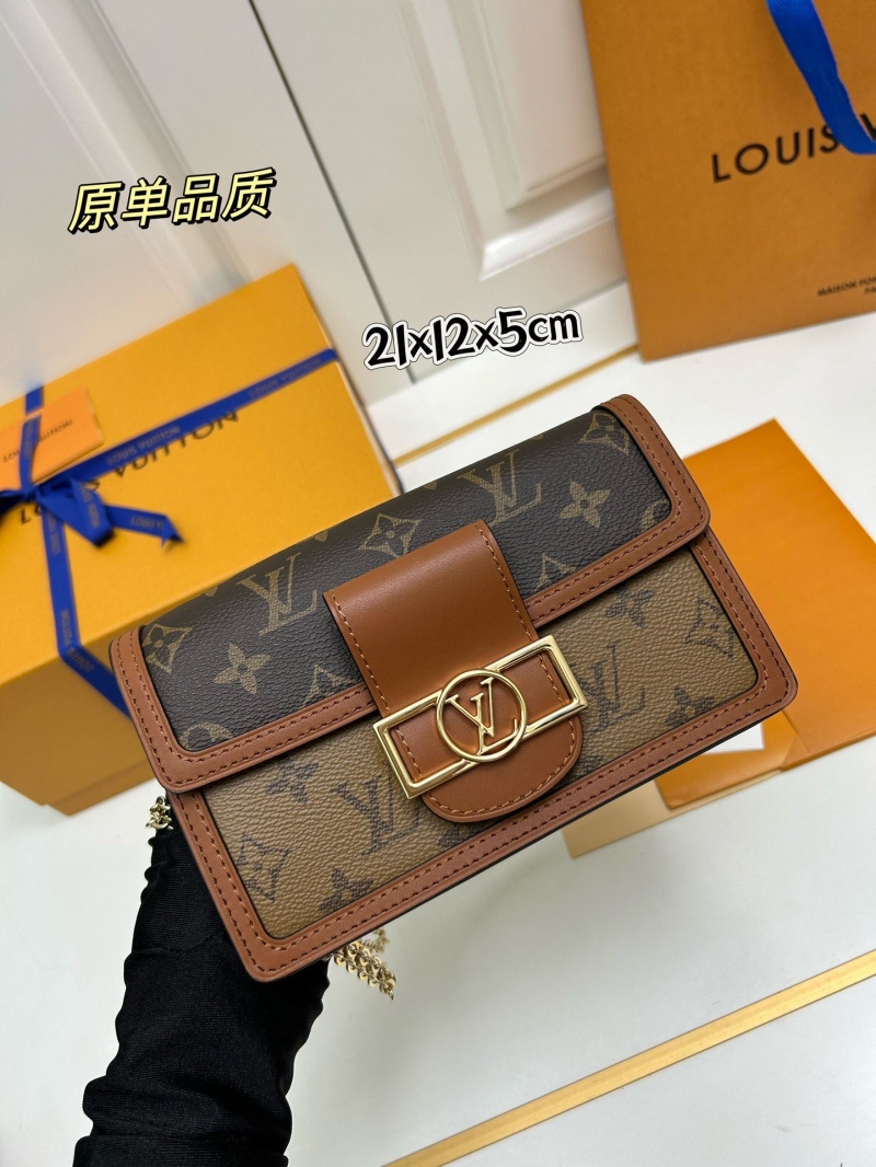 LV Clutch Bags